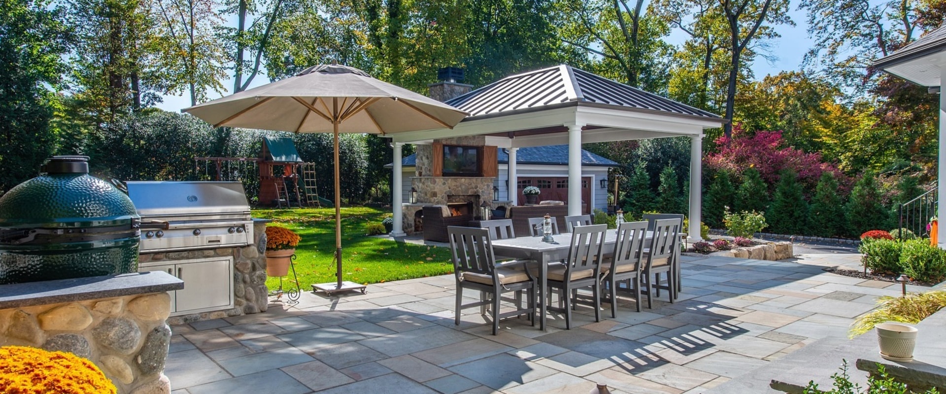 Creating an Inviting Outdoor Entertaining Space in Your Garden